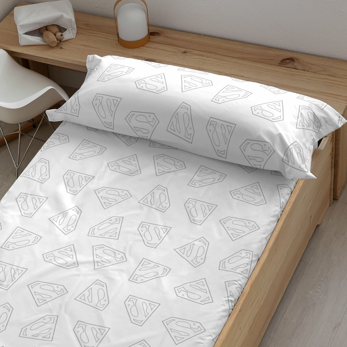 Foaie de fund montată Superman Superman Multicolor Pat 105 105 x 200 cm